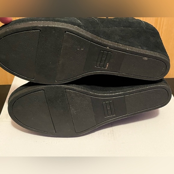 Toms Women's Black Suede Desert Wedges - Picture 12 of 12